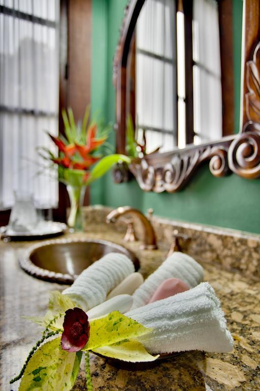 Mahogany Hall Luxury Boutique Resort San Ignacio Kamer foto
