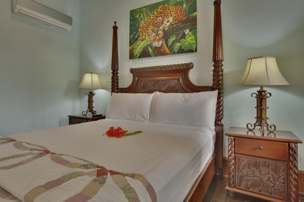 Mahogany Hall Luxury Boutique Resort San Ignacio Kamer foto