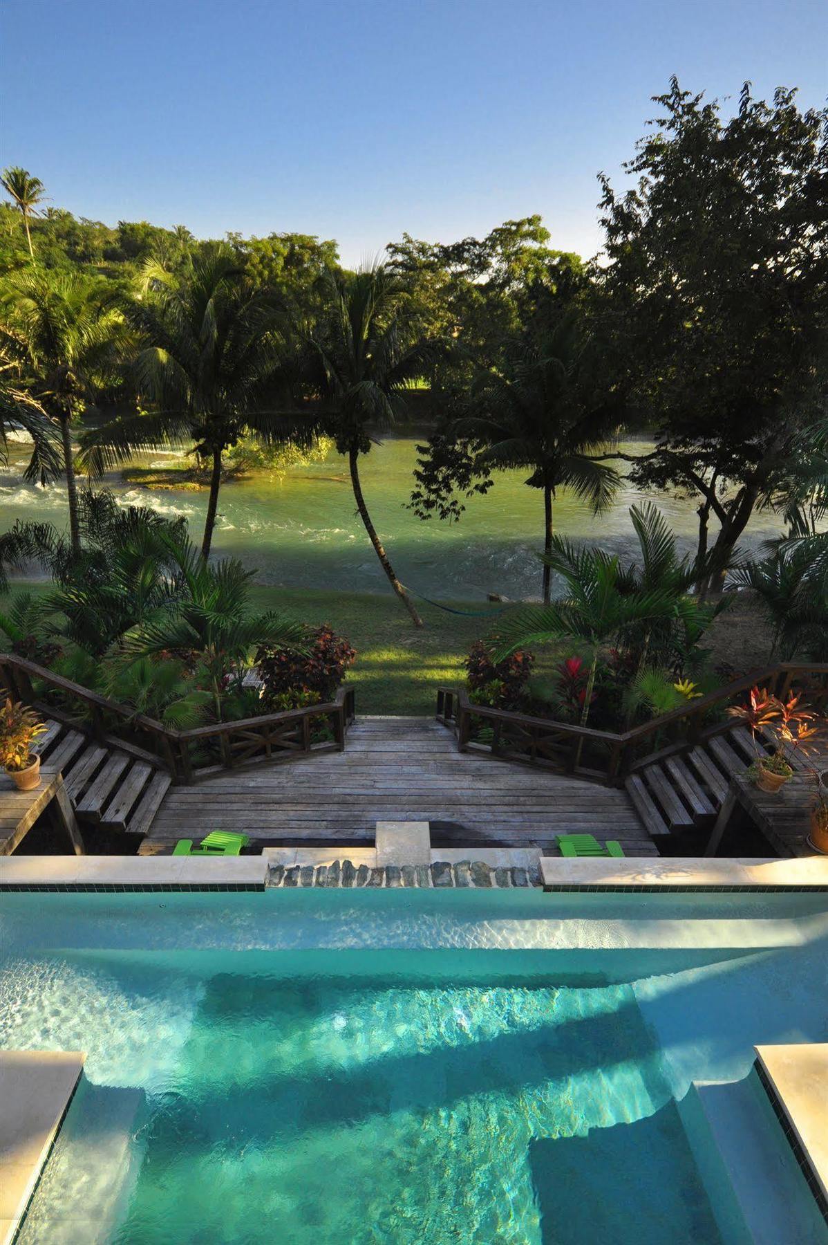 Mahogany Hall Luxury Boutique Resort San Ignacio Buitenkant foto