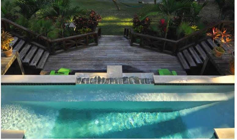 Mahogany Hall Luxury Boutique Resort San Ignacio Buitenkant foto